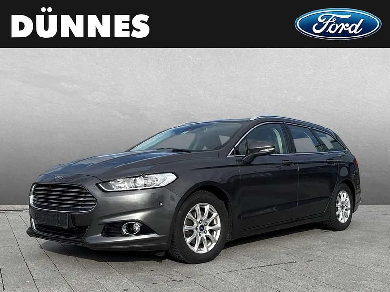 Gebraucht Ford Mondeo Titanium 179 PS (131 kW) 2015 Grau Kombi