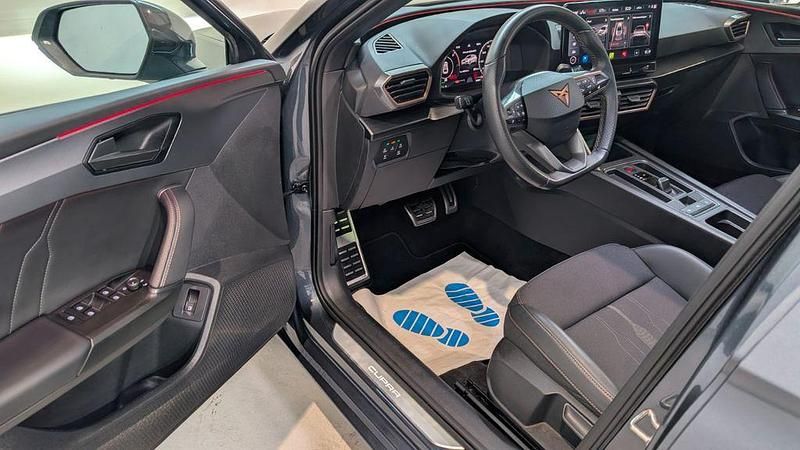 Second-hand Cupra Leon 204 CP (150 kW) 2023 Gri Berlinǎ