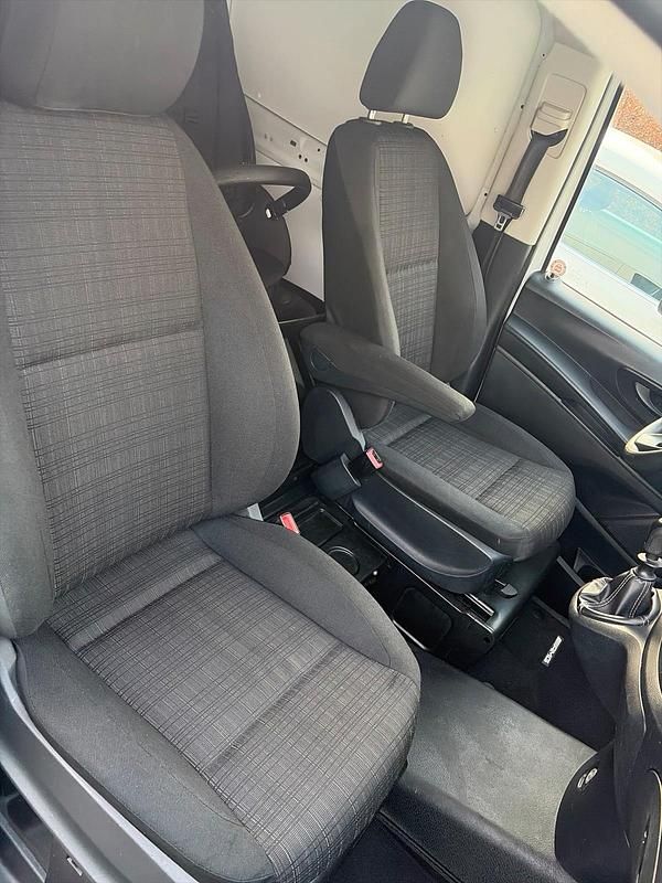 Gebraucht Mercedes Vito AMG 136 PS (100 kW) 2018 Weiß Van