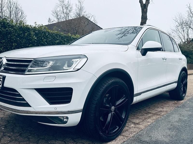Gebraucht VW Touareg Edition 262 PS (192 kW) 2018 Weiß SUV