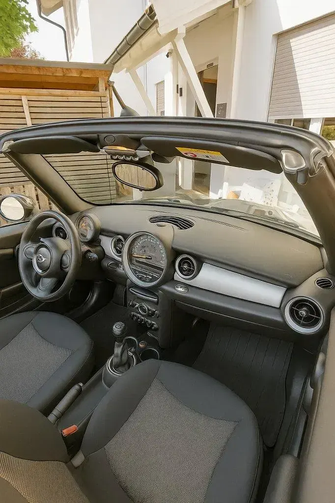 Gebraucht Mini Cooper Cabriolet 122 PS (89 kW) 2016 Schwarz Cabrio