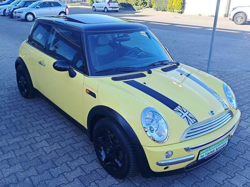 Second-hand Mini Cooper 116 CP (85 kW) 2003 Galben Hatchback