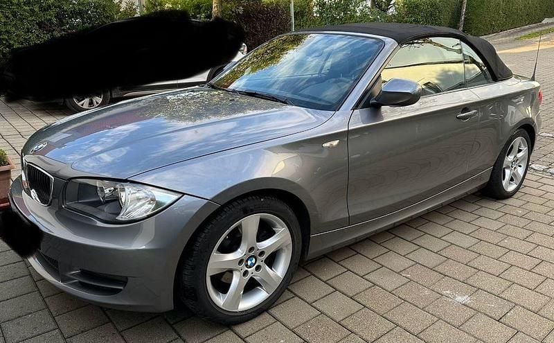 Grau Gebraucht 2010 BMW 118 Cabriolet Cabrio | 6.900 € (Fairer Preis) - Bild 1/4