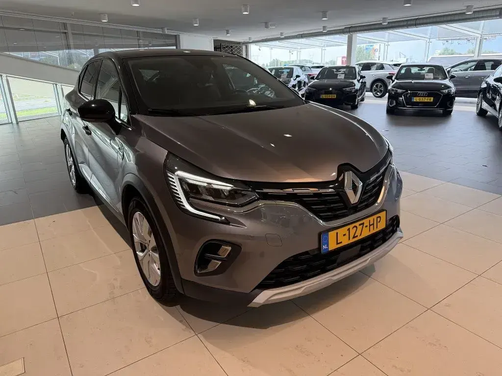 Gebraucht Renault Captur Intens 91 PS (66 kW) 2021 Grau SUV