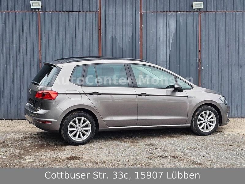 Gebraucht VW Golf VII LOUNGE 125 PS (91 kW) 2015 Grau Limousine