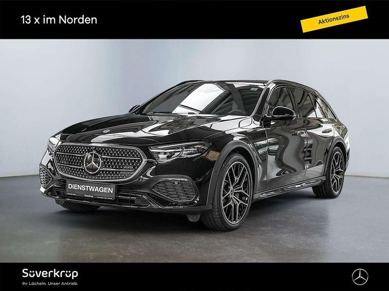 Metalliclack obsidianschwarz Gebraucht 2025 Mercedes E450 Avantgarde Kombi | 101.450 € - Bild 1/4