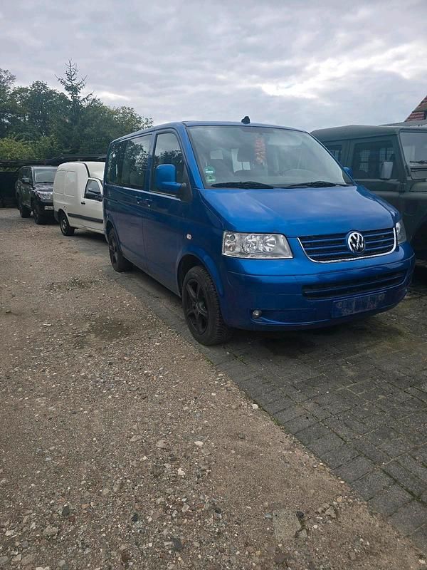 Gebraucht VW T5 131 PS (96 kW) 2008 Blau Van