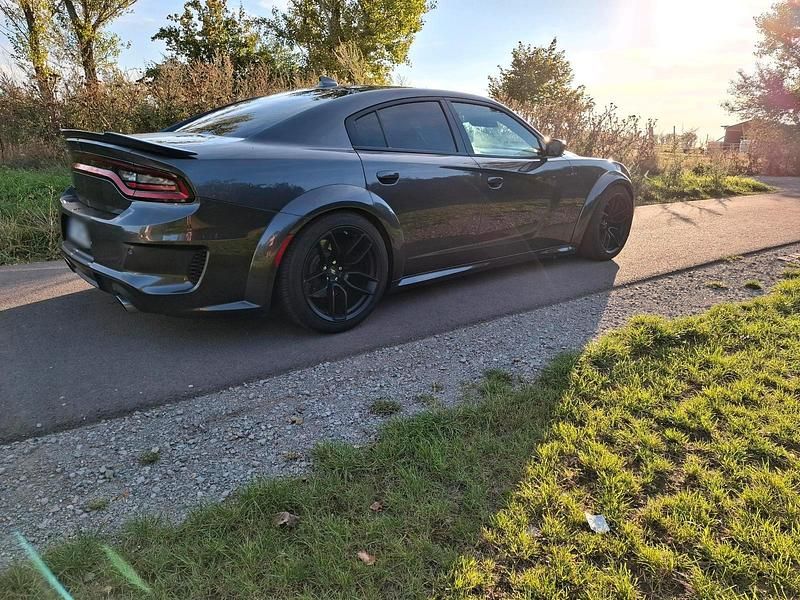 Gebraucht Dodge Charger 492 PS (361 kW) 2022 Grau Limousine