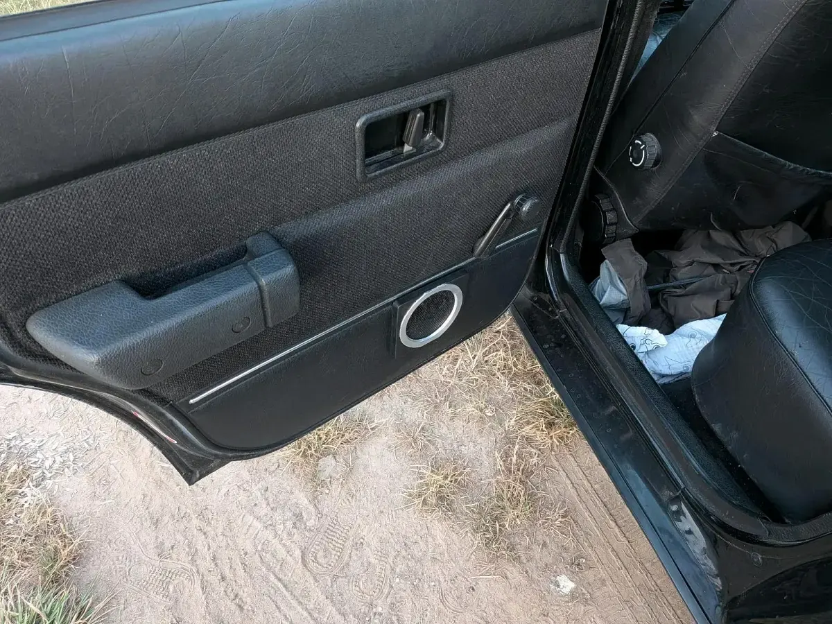 Gebraucht Volvo 240 115 PS (84 kW) 1992 Schwarz Kombi