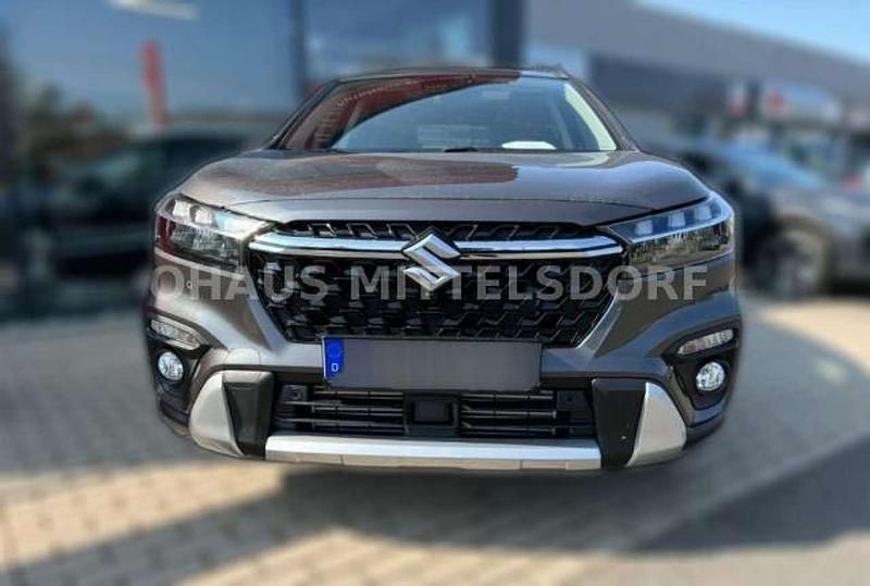 Gebraucht Suzuki SX4 Comfort 129 PS (94 kW) 2022 Titan dark grey pearl metallic Limousine