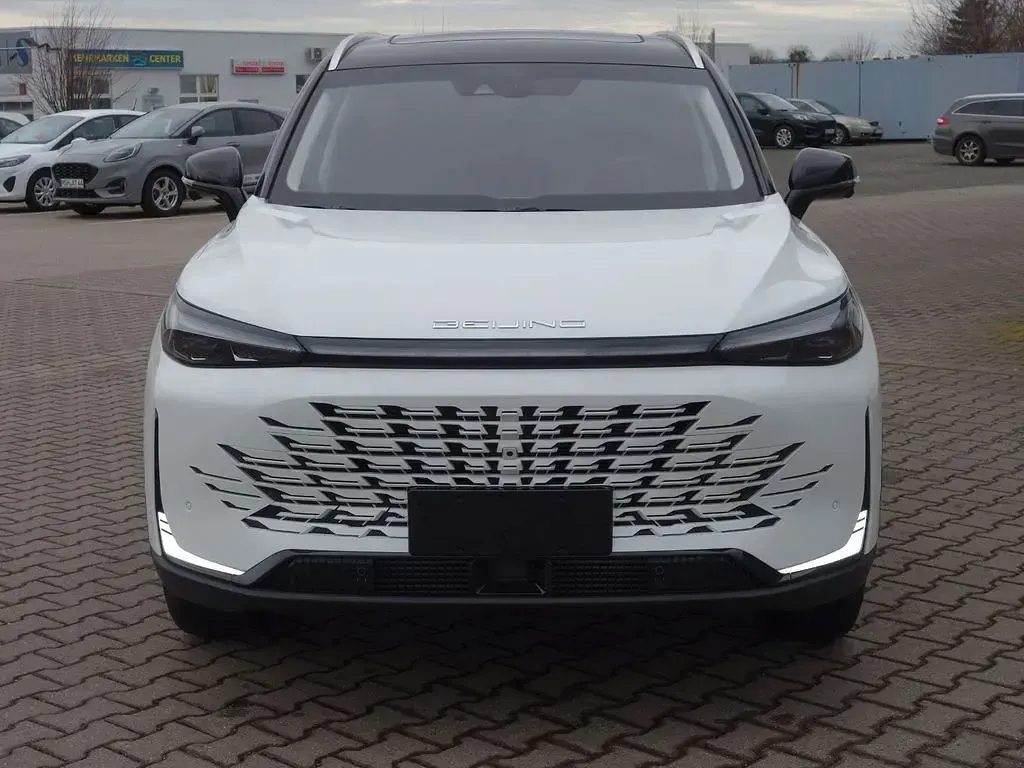 Nowe Baic X75 177 KM (130 kW) 2026 Biały SUV