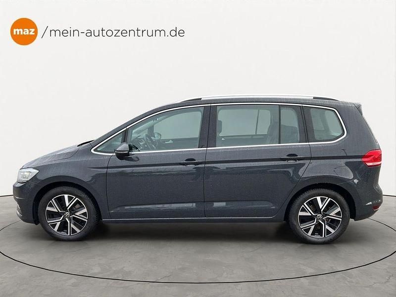 Gebraucht VW Touran Highline 150 PS (110 kW) 2021 Grau Van / Kleinbus