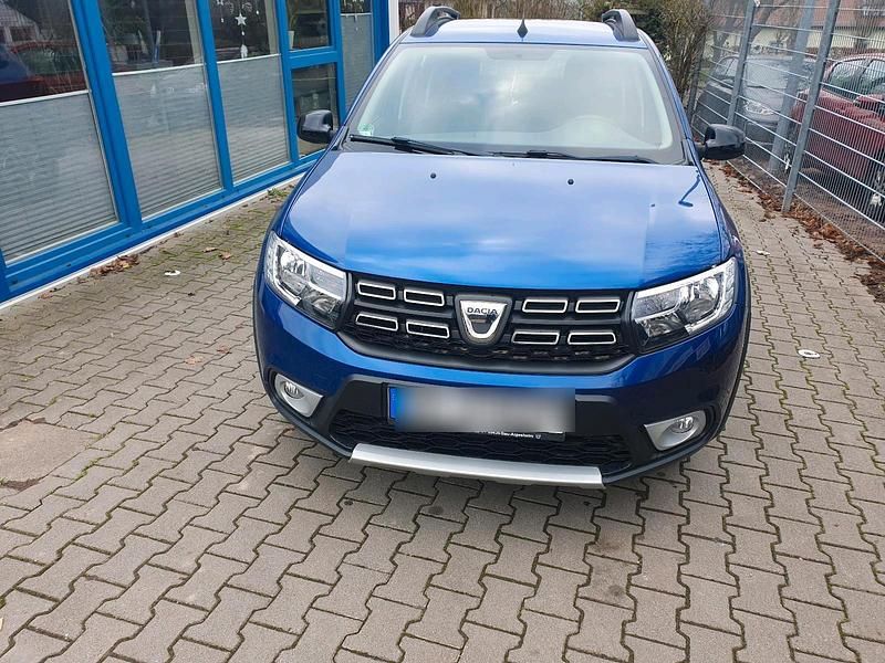 Blau Gebraucht 2020 Dacia Sandero Kleinwagen | 8.800 € (Superpreis) - Bild 1/4