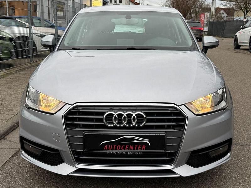 Gebraucht Audi A1 Sportback Sport 125 PS (91 kW) 2015 Silber Kleinwagen