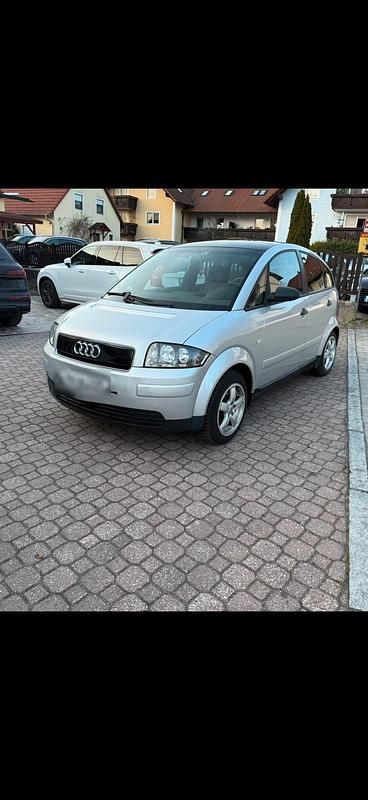 Second-hand Audi A2 75 CP (55 kW) 2001 Argintiu Hatchback