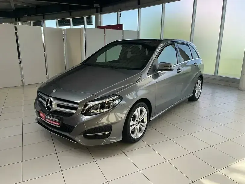 Gebraucht Mercedes B220 Style 170 PS (125 kW) 2018 Mountaingrau  met. Kleinwagen