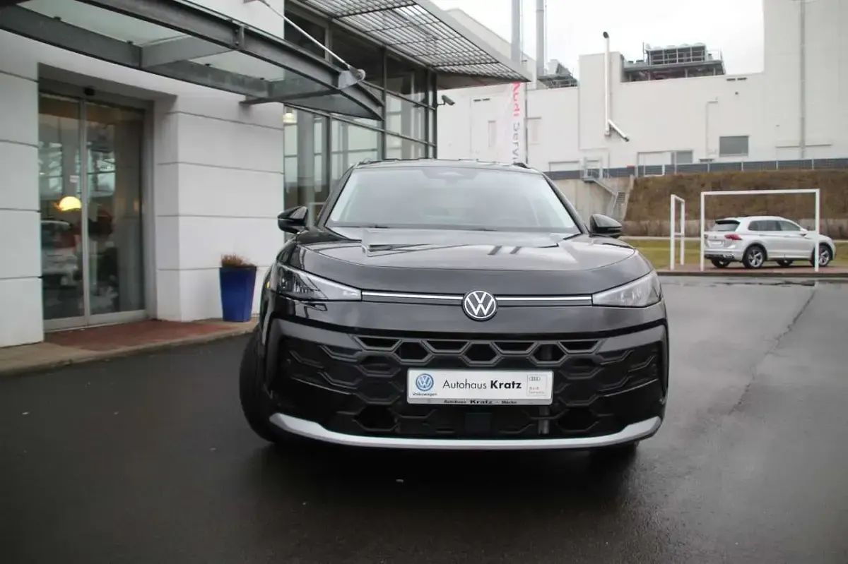 Neu VW T-Roc Life 116 PS (85 kW) 2026 Grenadillschwarz metallic SUV