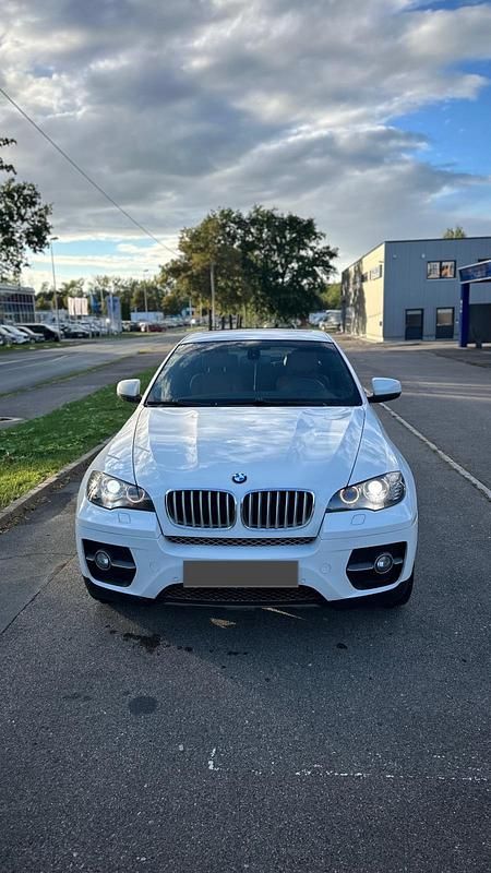 Weiß Gebraucht 2011 BMW X6 M Sport SUV | 21.999 € - Bild 1/4