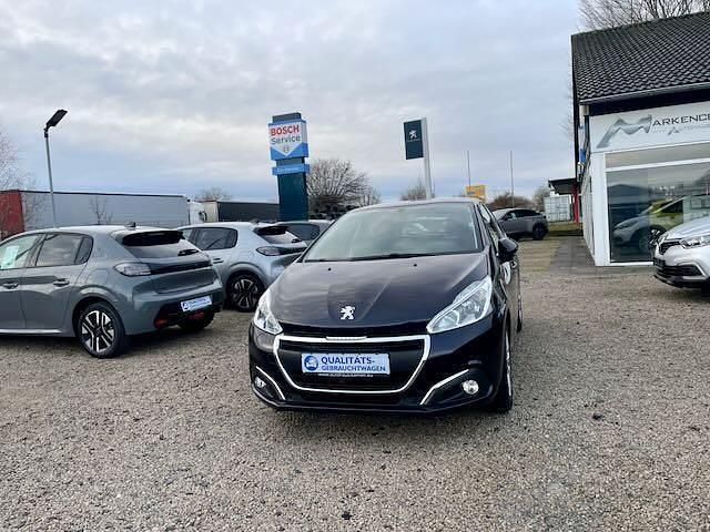 Gebraucht Peugeot 208 Active 82 PS (60 kW) 2019 Blau Kleinwagen