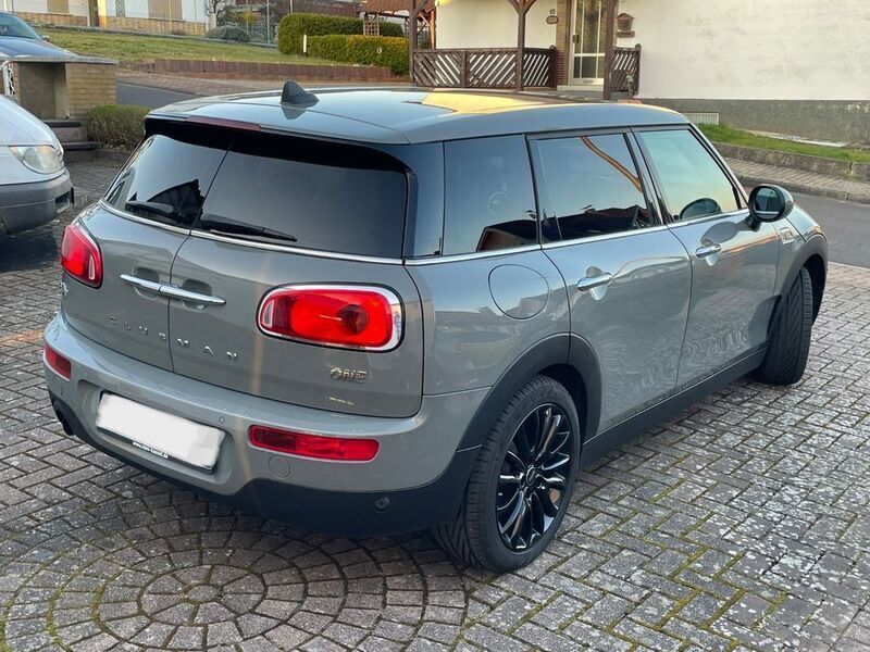 Grau Gebraucht 2018 Mini One Clubman Kombi | 11.950 € (Fairer Preis) - Bild 1/4