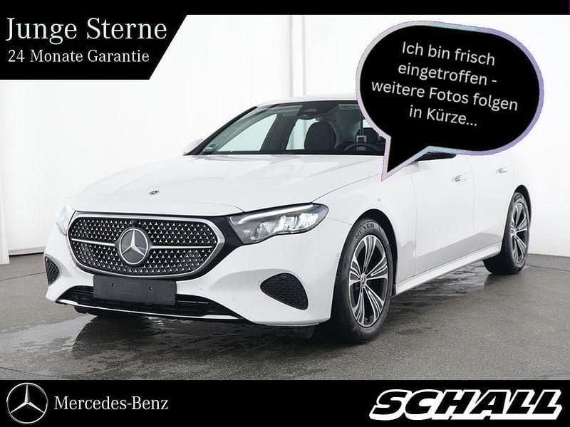 Weiß Gebraucht 2024 Mercedes E200 Limousine | 47.598 € (Guter Preis) - Bild 1/4