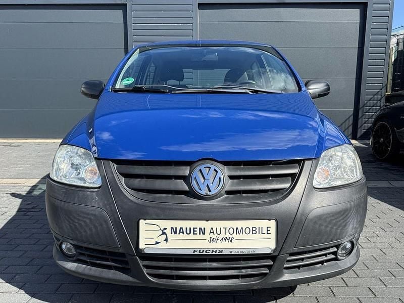 Second-hand VW Fox 60 CP (44 kW) 2011 Albastru Hatchback