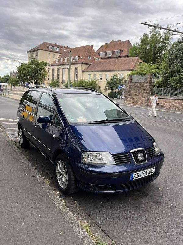 Blau Gebraucht 2005 Seat Alhambra Kids Van / Kleinbus | 2.500 € (Fairer Preis) - Bild 1/4