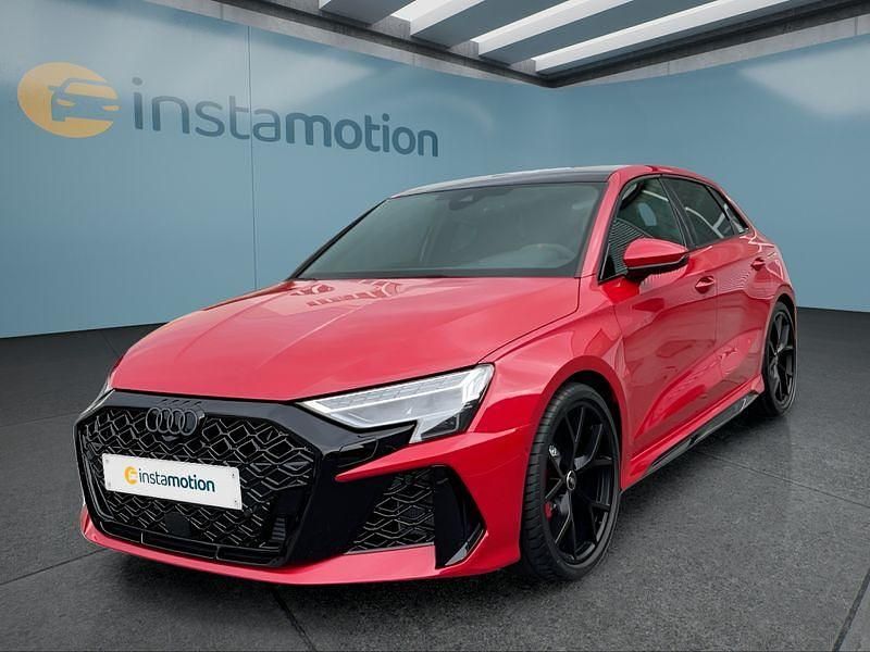 Rot Gebraucht 2025 Audi RS3 Sportback Kleinwagen | 68.049 € (Fairer Preis) - Bild 1/4