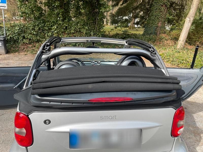 Gebraucht Smart ForTwo Cabrio 60 PS (44 kW) 2003 Silber Cabrio