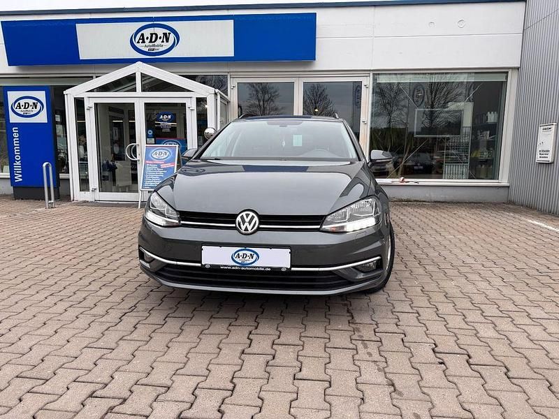 Gebraucht VW Golf VII 150 PS (110 kW) 2018 Grau Kombi