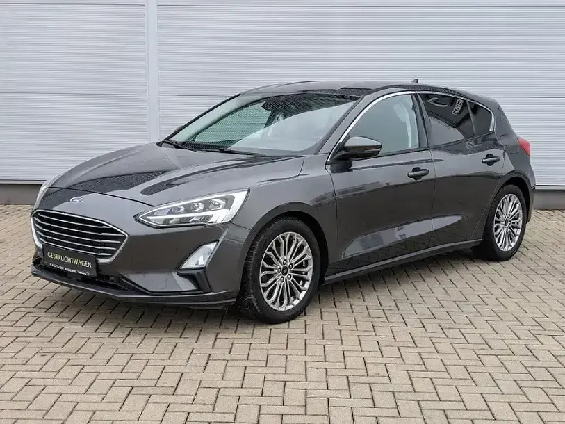 Używany Ford Focus Titanium S 150 KM (110 kW) 2018 Szary Sedan/Limuzyna