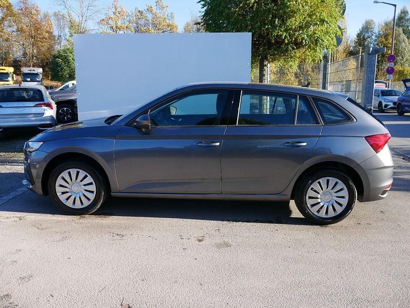 Neu Skoda Scala Selection 116 PS (85 kW) 2026 Stahlgrau Kleinwagen
