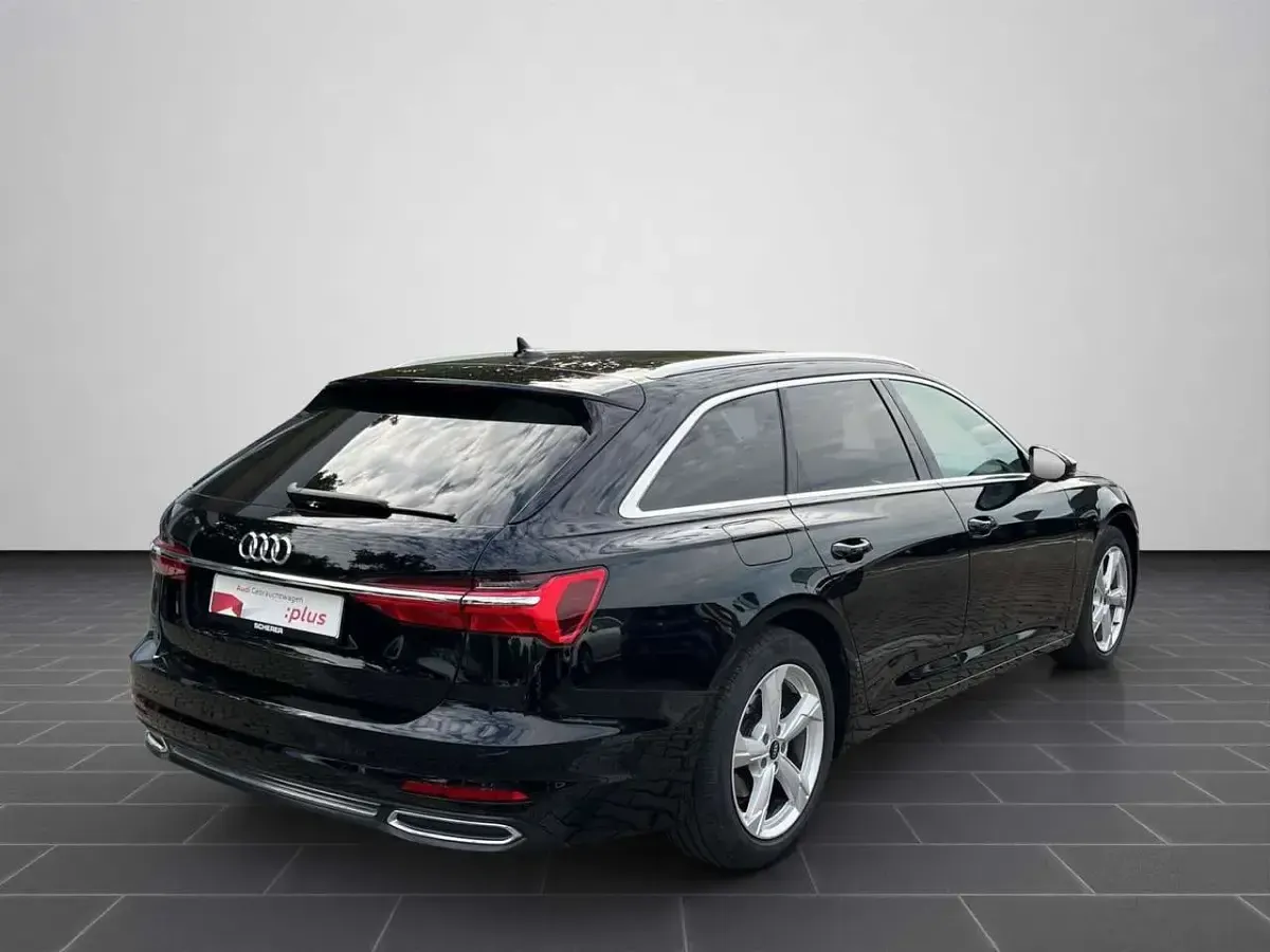 Gebraucht Audi A6 Sport 204 PS (150 kW) 2023 Brillantschwarz Kombi
