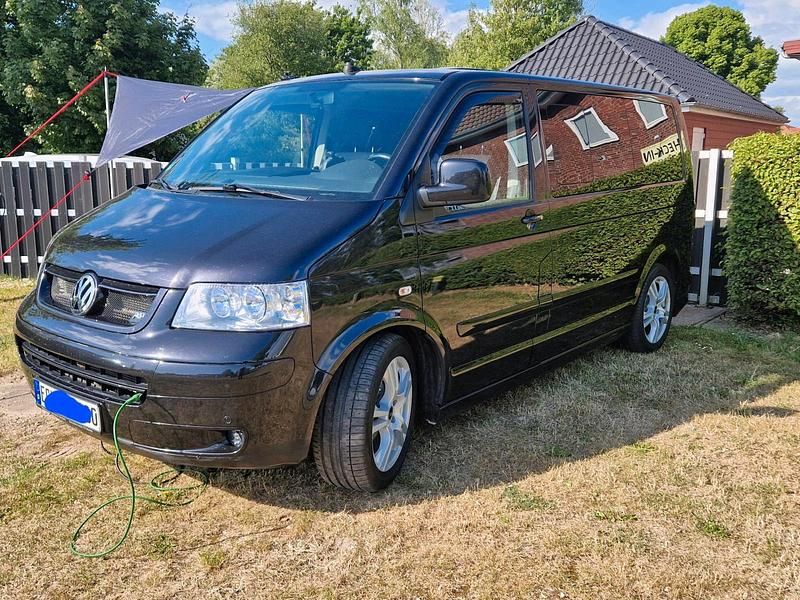 Schwarz Gebraucht 2010 VW Multivan Van | 12.800 € (Superpreis) - Bild 1/4