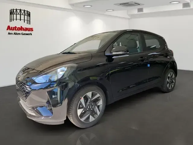 Gebraucht Hyundai i10 Trend 63 PS (46 kW) 2025 Kleinwagen