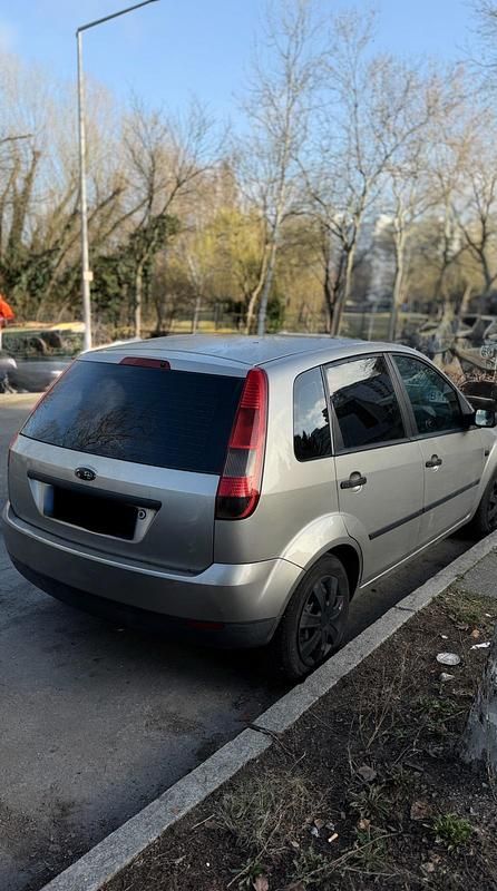Gebraucht Ford Fiesta 70 PS (51 kW) 2002 Beige Kleinwagen