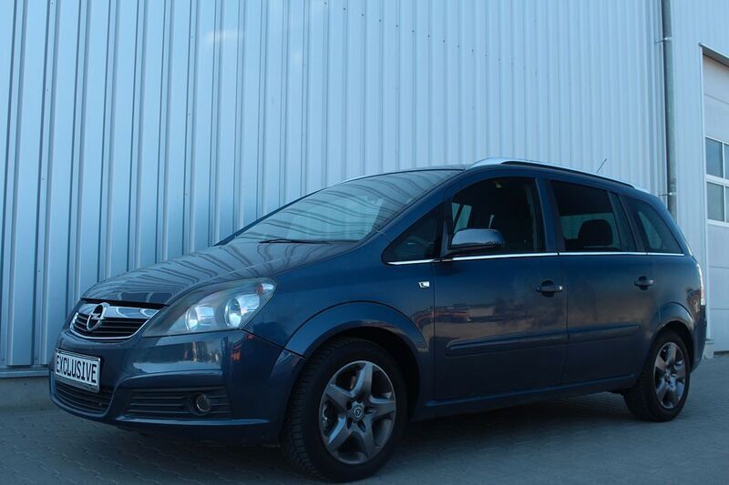 Blau Gebraucht 2006 Opel Zafira Edition Van / Kleinbus | 1.791 € (Guter Preis) - Bild 1/4