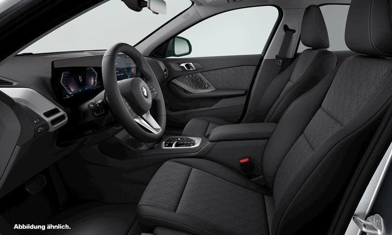 Neu BMW 120 M Sport 170 PS (125 kW) 2026 Grau Kleinwagen