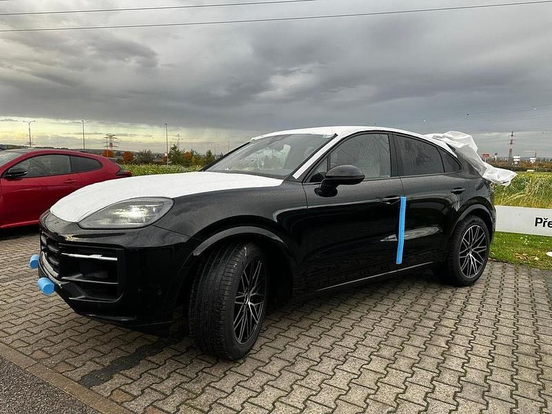 Schwarz Neu 2025 Porsche Cayenne Black Edition SUV | 118.450 € (Superpreis) - Bild 1/4