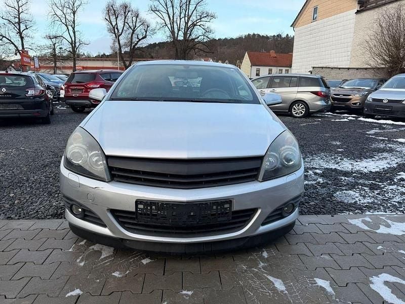 Gebraucht Opel Astra GTC Edition 105 PS (77 kW) 2005 Silber Coupé