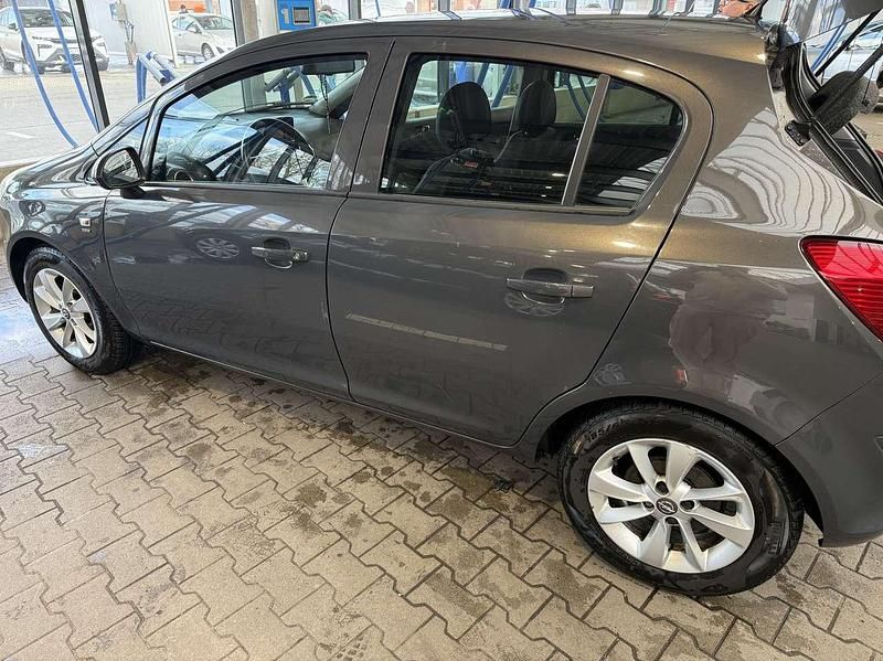 Gebraucht Opel Corsa Energy 101 PS (74 kW) 2014 Grau Kleinwagen