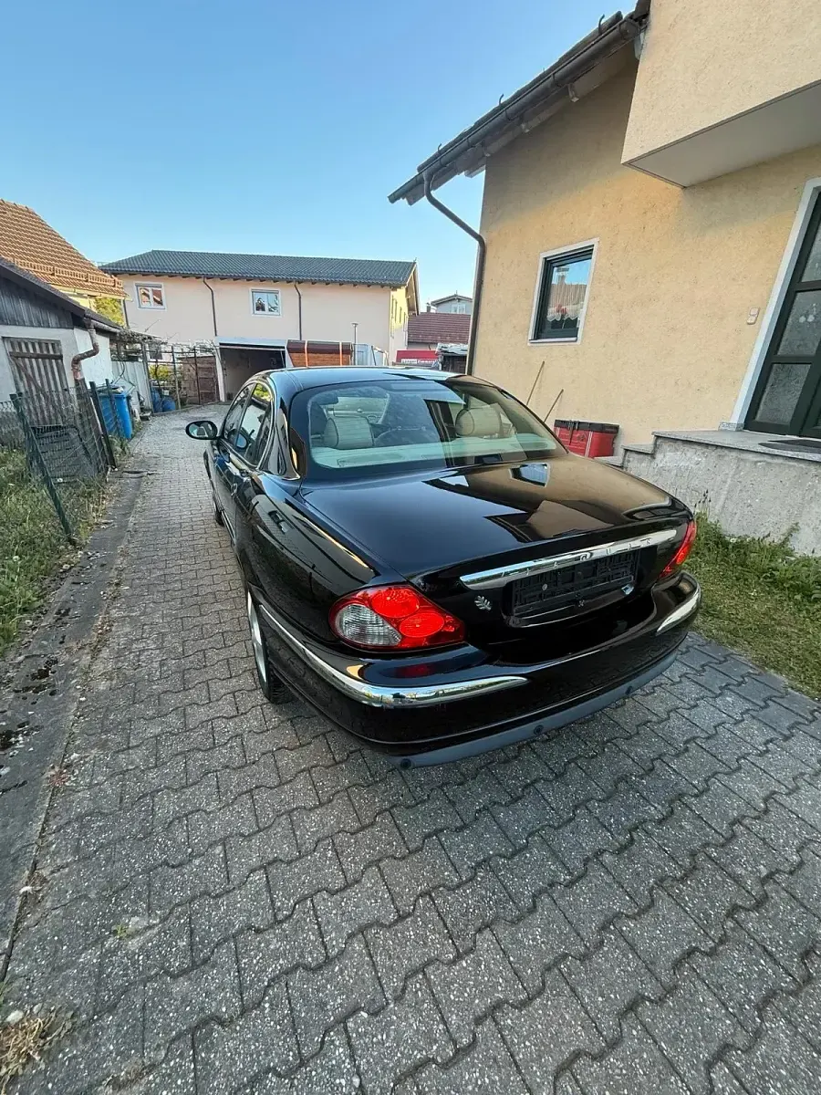 Gebraucht Jaguar X-type 160 PS (117 kW) 2006 Schwarz Limousine