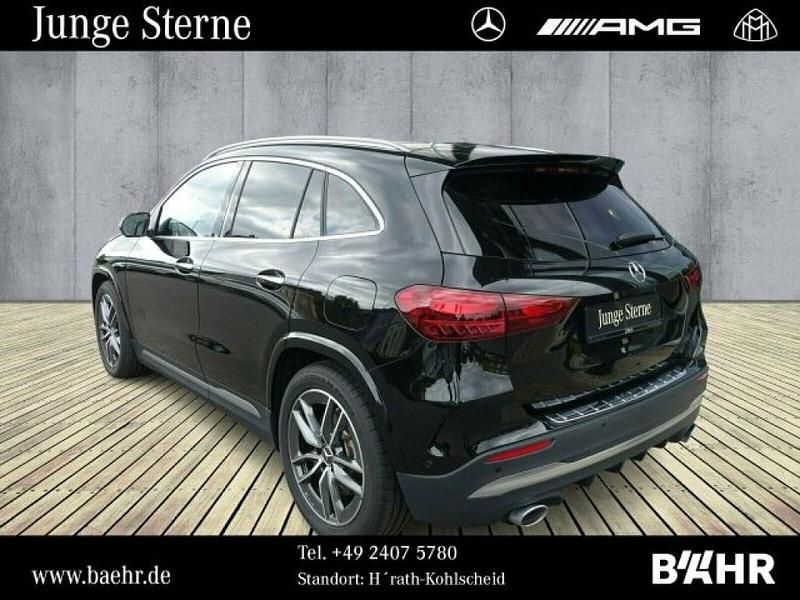 Gebraucht Mercedes GLA35 AMG AMG 306 PS (225 kW) 2024 Lack kosmosschwarz (metallic) SUV