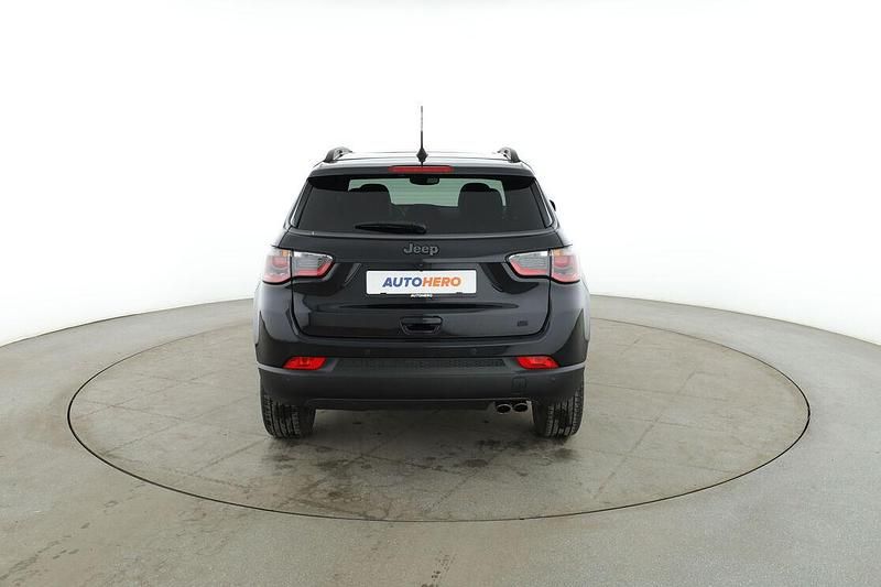 Gebraucht Jeep Compass 150 PS (110 kW) 2020 Schwarz SUV
