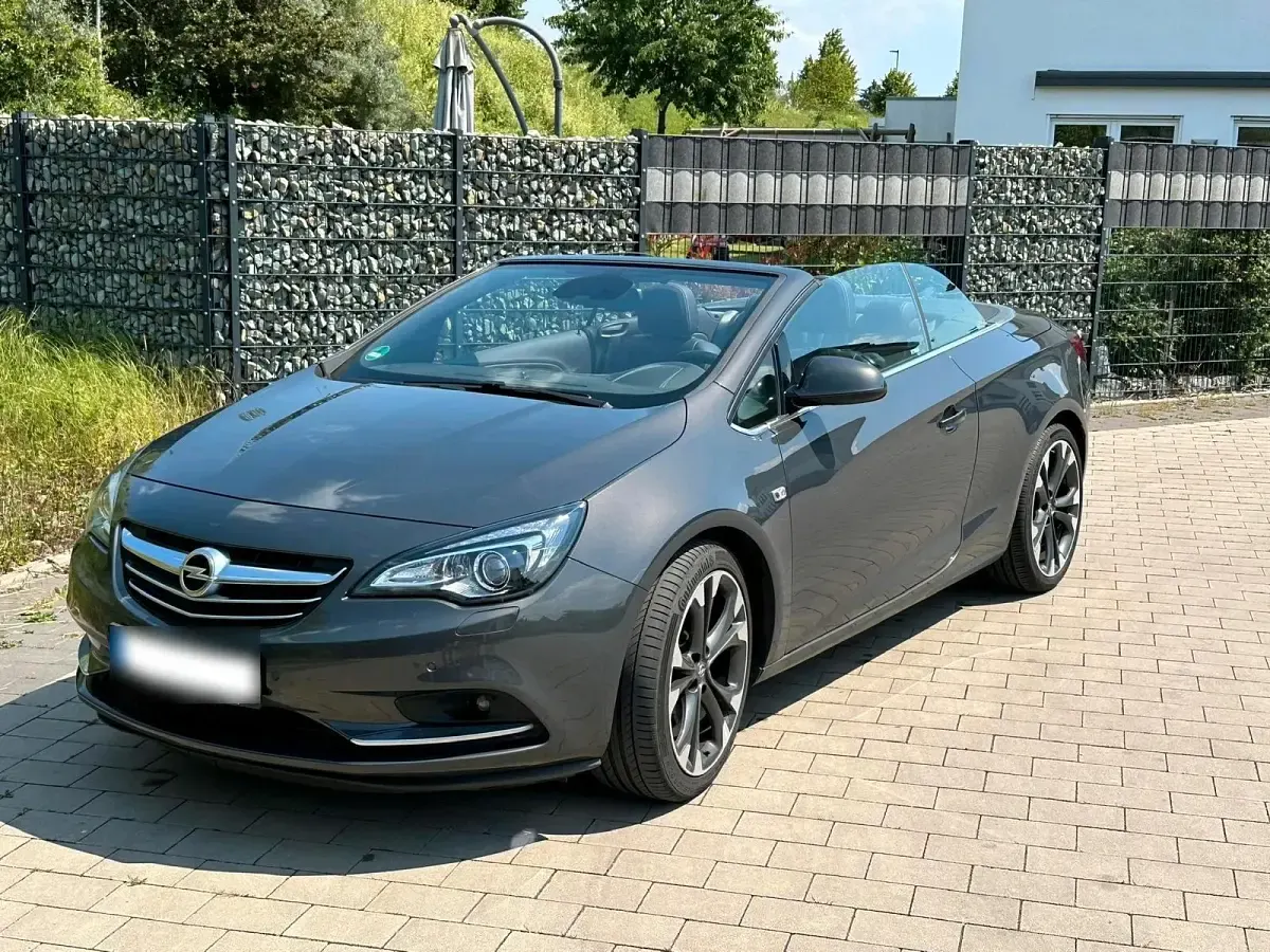 Gebraucht Opel Cascada Innovation 200 PS (147 kW) 2016 Grau Cabrio