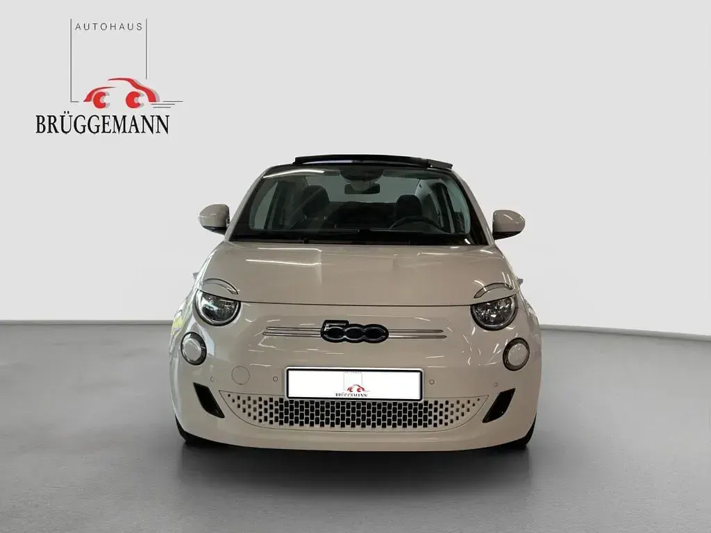 Gebraucht Fiat 500e 86 kW (118 PS) 2024 Weiß Cabrio