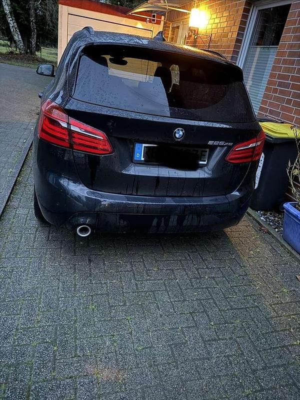 Gebraucht BMW 225 Advantage 136 PS (100 kW) 2019 Kombi