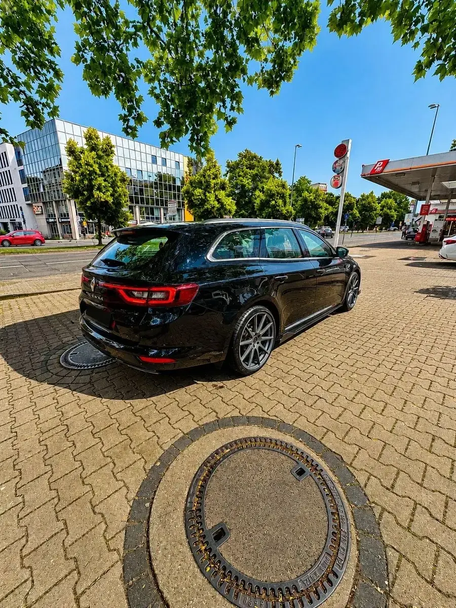 Gebraucht Renault Talisman 160 PS (117 kW) 2016 Schwarz Kombi