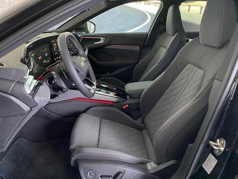 Second-hand Audi A5 S-Line 299 CP (219 kW) 2025 Negru Break