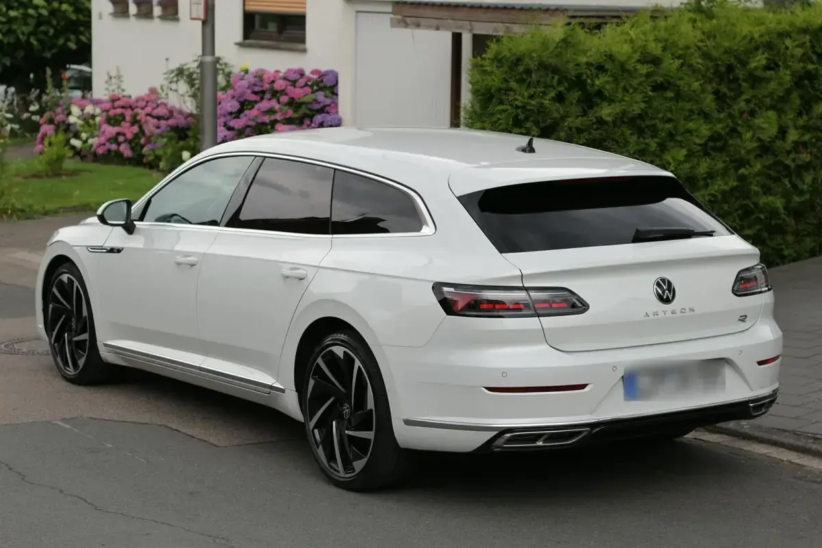 Gebraucht VW Arteon R-line 200 PS (147 kW) 2023 Kombi